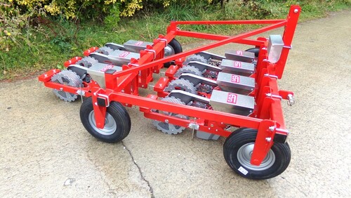Semoir Ebra MS23