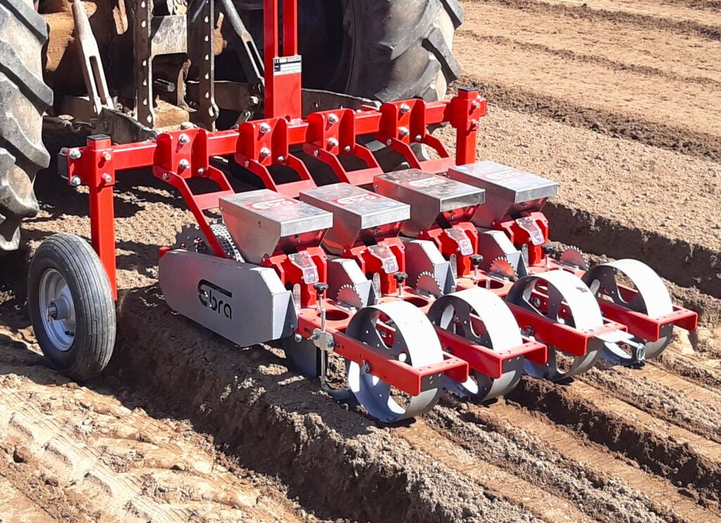 Semoir attelé Ebra MS 21