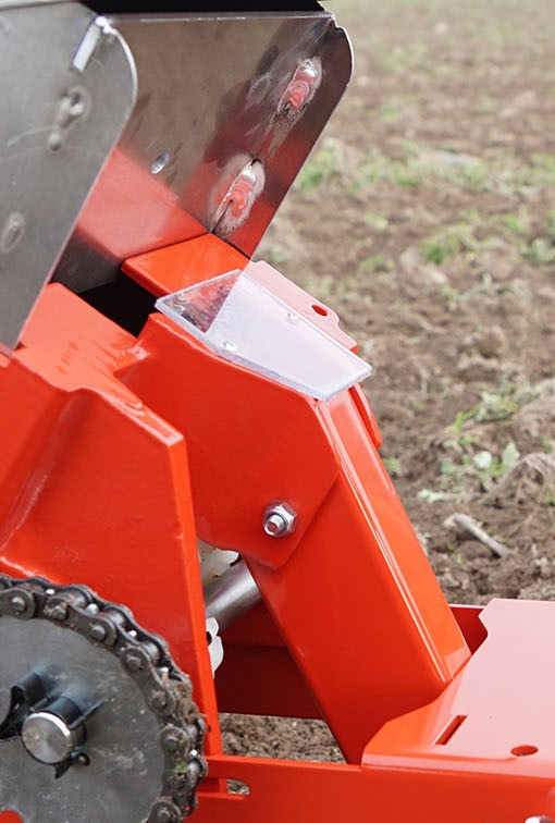 Cheminée de distribution standard pour semoir Ebra