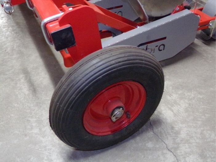 Roues porteuses pour semoir Ebra